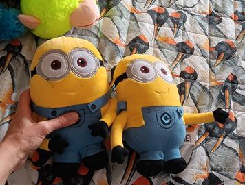 2 peluche minions