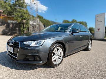 Audi A4 Avant 35 TDI S tronic Business 150cv