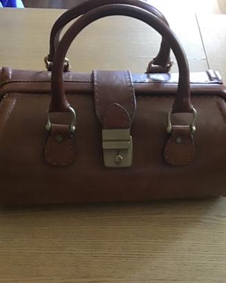 Borsa artigianale in pelle