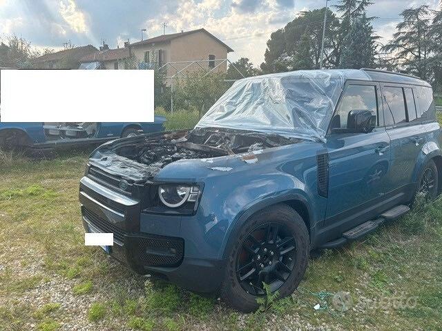 Land Rover Defender 2020 photo 5