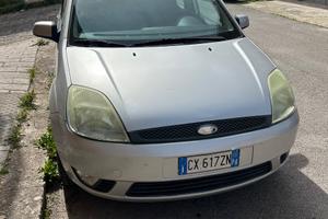 Ford fiesta 1.400 68cv diesel 2003