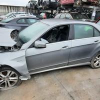 MERCEDES-BENZ E220 ANNO 2010 - RICAMBI
