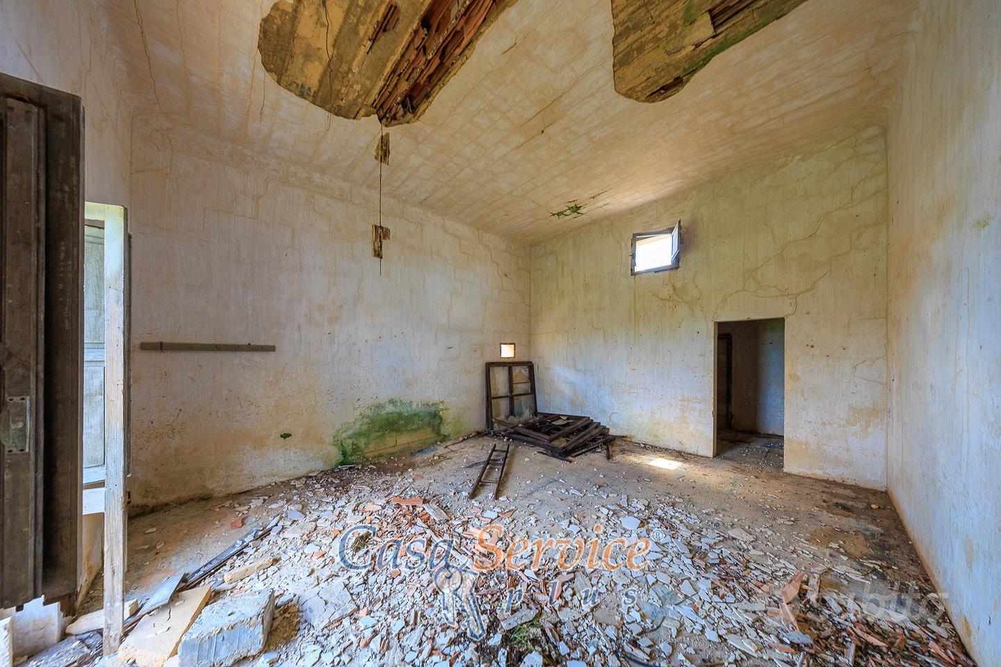 Terreno Edificabile di ha 2,4 con Rudere ad Alezio - Altro