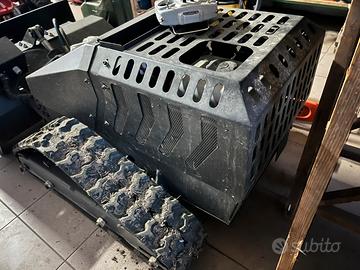 Tagliaerba radiocomandati cingolati e 4x4