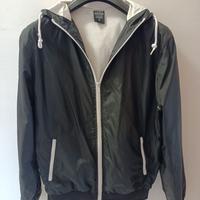 Giacca a vento con cappuccio taglia S