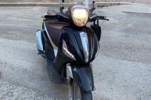 Piaggio Beverly 125 - 2011