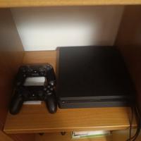 PlayStation 4 con 2 controller 