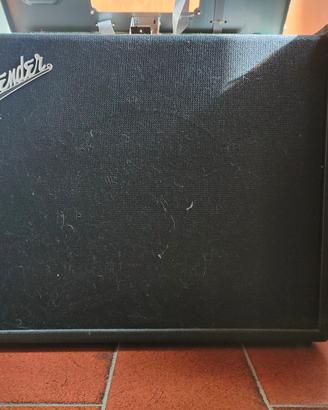 Fender Mustang GT100