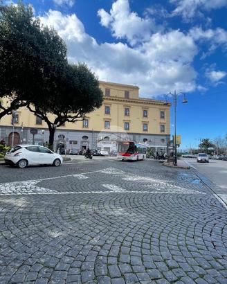 3 LOCALI A CASTELLAMMARE DI STABIA