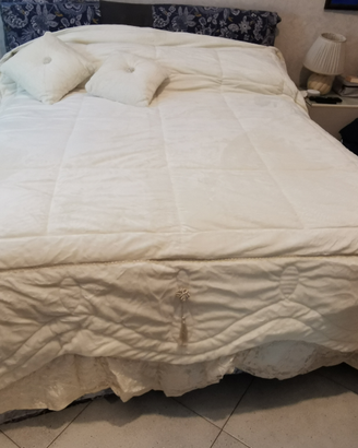 Completo letto Midiri. Coperta matrimoniale + comp