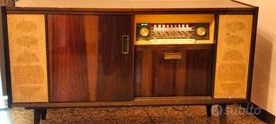 mobile con giradischi 