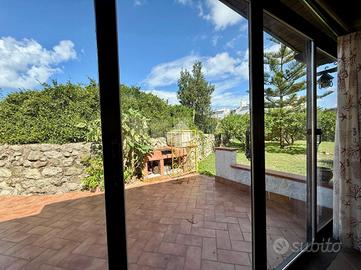 VILLA SINGOLA A FORIO