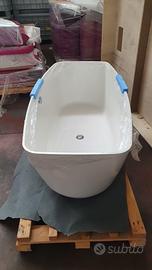 Vasca da bagno freestanding moderna bianca – Nuova