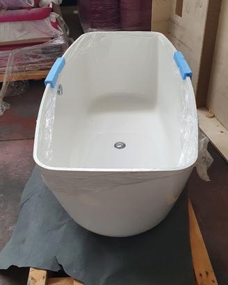 Vasca da bagno freestanding moderna bianca – Nuova