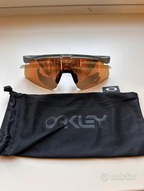 Oakley Hydra
