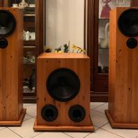 Casse acustiche artigianali ad alta sensibilità