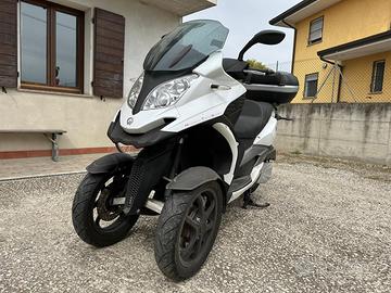 Quadro Quadro 350D - 2013 Patente B