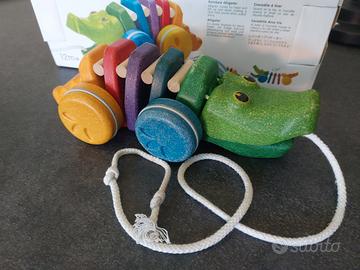 coccodrillo arcobaleno Rainbow Alligator  PlanToys