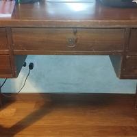 Scrivania arte povera