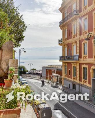 Appartamento di 197 m² con 4 locali a Napoli