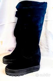 Stivali in camoscio nero 