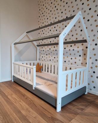 Letto Montessori Moovie con sponde e materasso