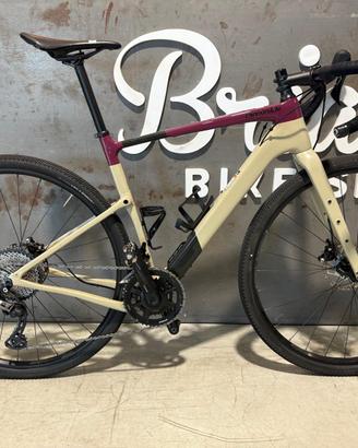 gravel cannondale topstone carbon M