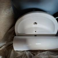 Lavandino con colonna