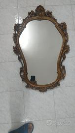 Specchio con cornice antica