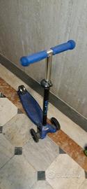 monopattino mini micro blu