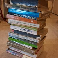 Libri scolastici usati anni '80-90 medie superiori