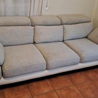 divano gimigliano con pouf interamente sfoderabile