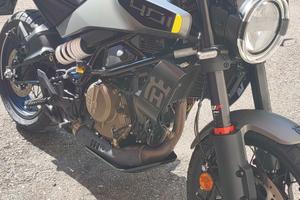 Husqvarna svartpilen 401 new model