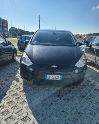 Ford SMax Titanium
