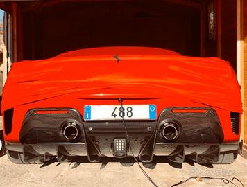 Ferrari 488 pista estrattore