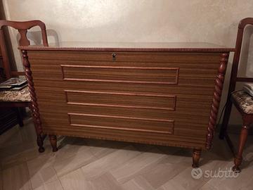 Cassapanca in legno 