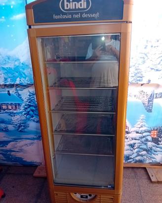 frigo  vetrina da doci torte  congelatore