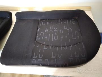 sedili posteriori peugeot 206