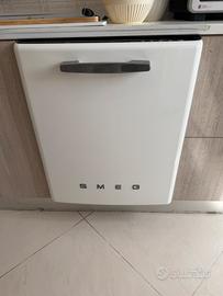 Lavastoviglie smeg