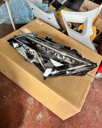Faro anteriore sinistro Seat Leon 5F Restyling LED