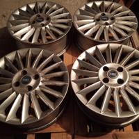 Cerchi in lega 16 pollici x Grande Punto