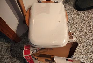 2 copriwater in ceramica mai usati