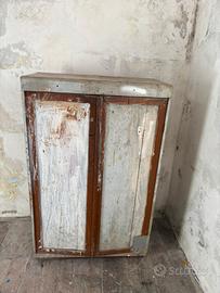 Eleganza retrò: mobili vintage anni ’50 e ’60