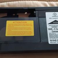 Convertitore di cassette VHS-C in VHS