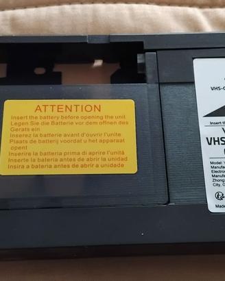 Convertitore di cassette VHS-C in VHS