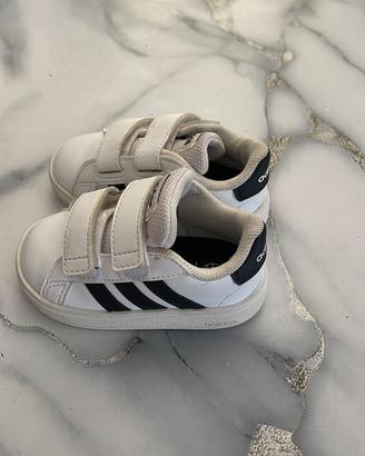 Scarpe neonato
