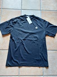 Moncler T-shirt  maglia nuova con cartellino  nera