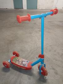 Monopattino a 3 ruote