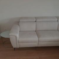divano 3 posti  con pouf