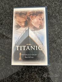 Titanic VHS